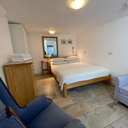 브리스틀 Clifton Garden Flat With Parking 아파트 외부 사진