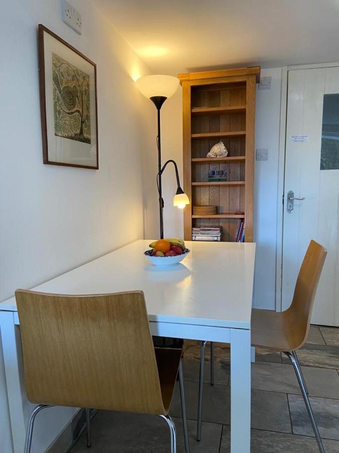 브리스틀 Clifton Garden Flat With Parking 아파트 외부 사진