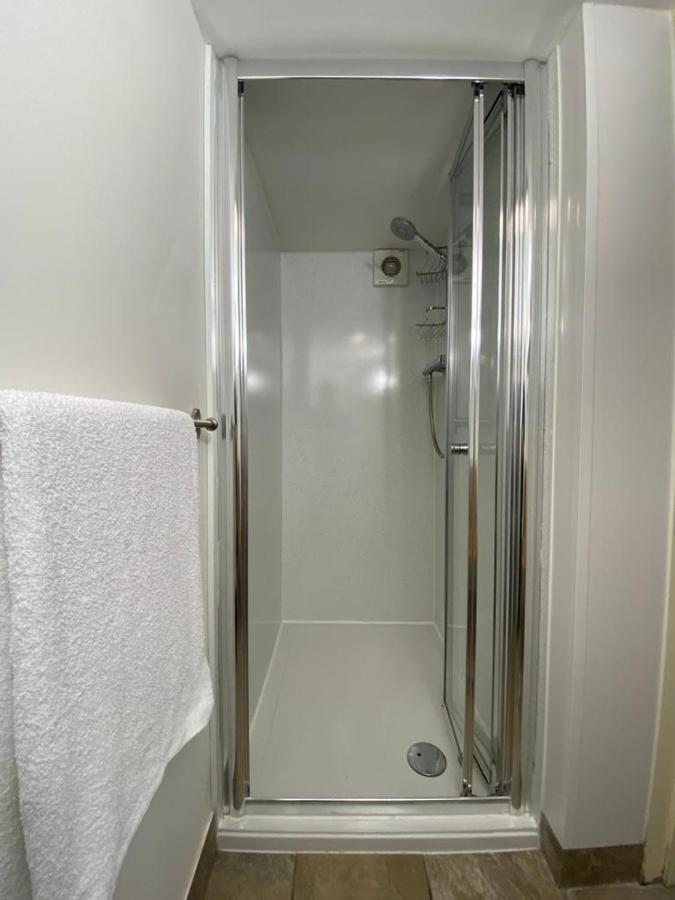 브리스틀 Clifton Garden Flat With Parking 아파트 외부 사진