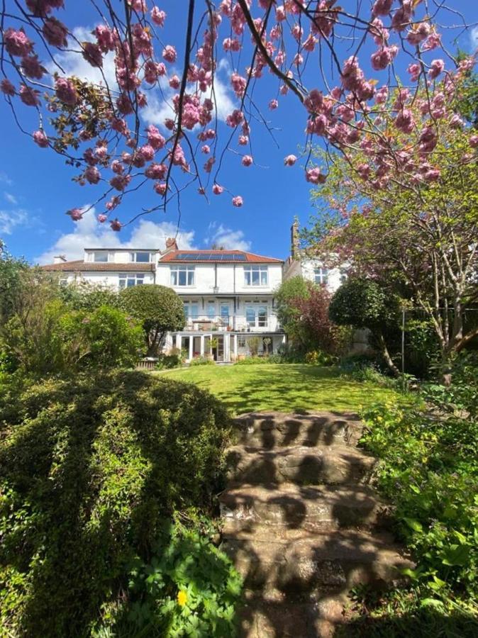 브리스틀 Clifton Garden Flat With Parking 아파트 외부 사진